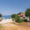 Holiday Home Pucisca 15