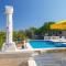 Holiday Home Pucisca 15