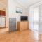 One-Bedroom Apartment In Grebastica