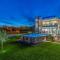 Beautiful Home In Pomer With Wifi