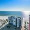 Stunning Top-Floor Condo w/ Panoramic Views, Pool - Fort Myers Beach