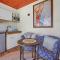 Meadowbrook Tiny House - Stay among the best wineries in Orange