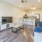 Stylish Townhome with Pool Clubhouse Amenities