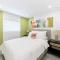 Canal front, 2 King Beds, Pool, Game Room - باجشوت