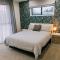 Cosy and Modern spacious home - Blenheim
