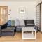 Sleeps 9 / Near Expo & USJ / 3min Sta / 2 Bath