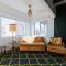 Hacienda Harmony Mid Century Gem with Hottub and Views - تونتي ناين بالمز
