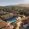 Yakinthos Hotel