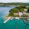 Gorgeous Apartment In Supetarska Draga