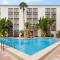 Doubletree by Hilton Fort Myers at Bell Tower Shops