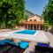 Villa Castra