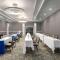 Doubletree by Hilton Fort Myers at Bell Tower Shops