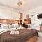 Lovely Home In Split With Jacuzzi