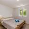 Beautiful Home In Smrika With Wifi - Šmrika