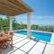Holiday Home Gornje Tucepi With Sea View 313