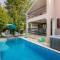 Nice Home In Njivice With Wifi