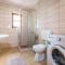 Two-Bedroom Holiday Home In Lisane Tinjske