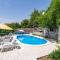 Stunning Home In Slano With Wifi - Slano