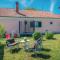 Awesome Home In Unesic With Jacuzzi - Unešić