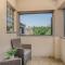 2 Bedroom Cozy Home In Kras