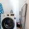 UrbanHomes - Exceptional 2 Bedroom Apt in A Family Friendly Neighborhood