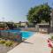 Beautiful Home In Peroj With Wifi