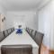 Amazing Home In Dramalj