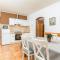2 Bedroom Gorgeous Home In Svetvincenat
