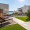 2 Bedroom Stunning Apartment In Omisalj