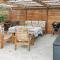 2 Bedroom Nice Home In Borrby
