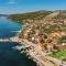 Beautiful Home In Seget Vranjica