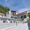 Pet Friendly Home In Klis