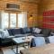 Gorgeous Home In Bjorli With Wifi