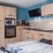 Gorgeous Home In Pleubian With Kitchen - 普勒比扬
