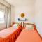 Stunning Apartment In Santa Pola