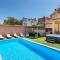 Gorgeous Home In Vodnjan With Kitchen