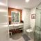 One Bedroom at hua Hin Main Downtown with 5 Mins walk To Beach - Hua Hin