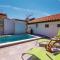 Beautiful Home In Golovik With Wifi - Martina