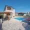 Holiday Home Valbandon I