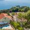 Five-Bedroom Holiday Home In Prizba