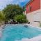 Awesome Home In Vodice