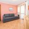 Two-Bedroom Apartment In Grebastica - Grebaštica