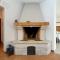 Awesome Home In Galizana