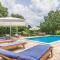 Awesome Home In Basici