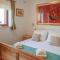 4 Bedroom Beautiful Home In Mravinci - Mravince