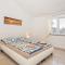 Awesome Home In Koromacno With Wifi