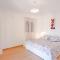 Amazing Home In Blato