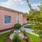 Three-Bedroom Holiday Home In Neoric