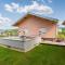 Three-Bedroom Holiday Home In Neoric