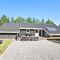 4 Bedroom Cozy Home In Brovst